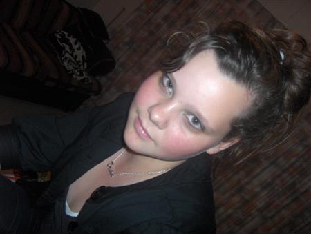 My friends and family are evrything and i like swimming warm days and hannging out with my bestie=]