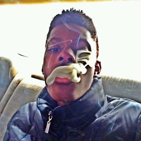 700 ✈♠