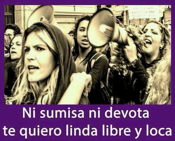 malagueña orgullosa d mi tierra,futbolera desd chica mi malaga y ya esta,otra gran pasion carnavalera y guerrillera x lo k creo justo,no paso desapercibida