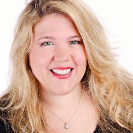Content marketing strategist and sales enablement consultant. Avid avoider of housework.