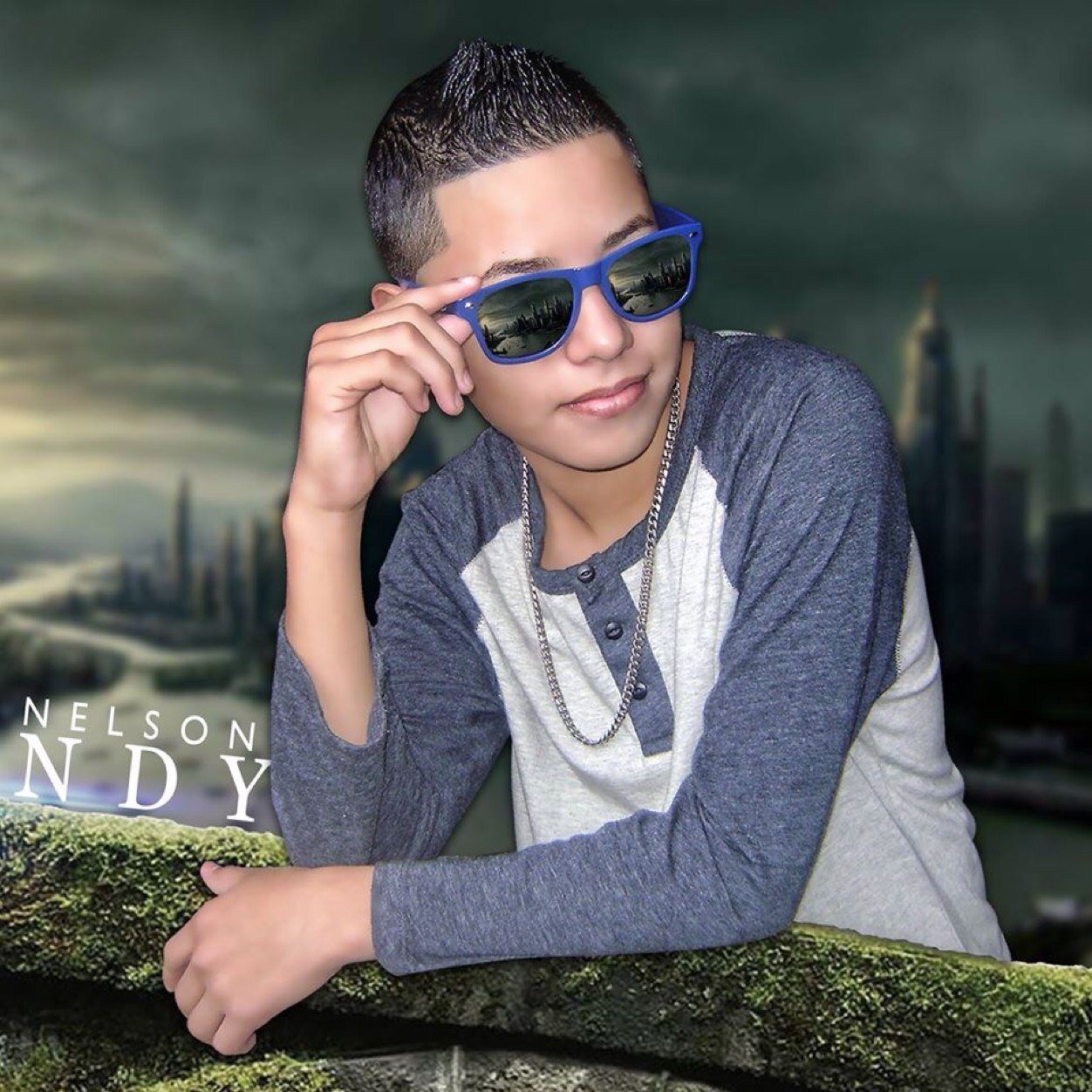 Diseñador Grafico :)