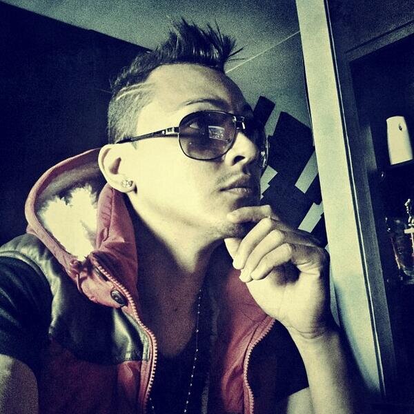 (Mery  Guevara)Soy Fan del Rey del #RS (Mi Idolo) @flexoficial / @NiggaEcua_fans / @RobertoManrique #BSC