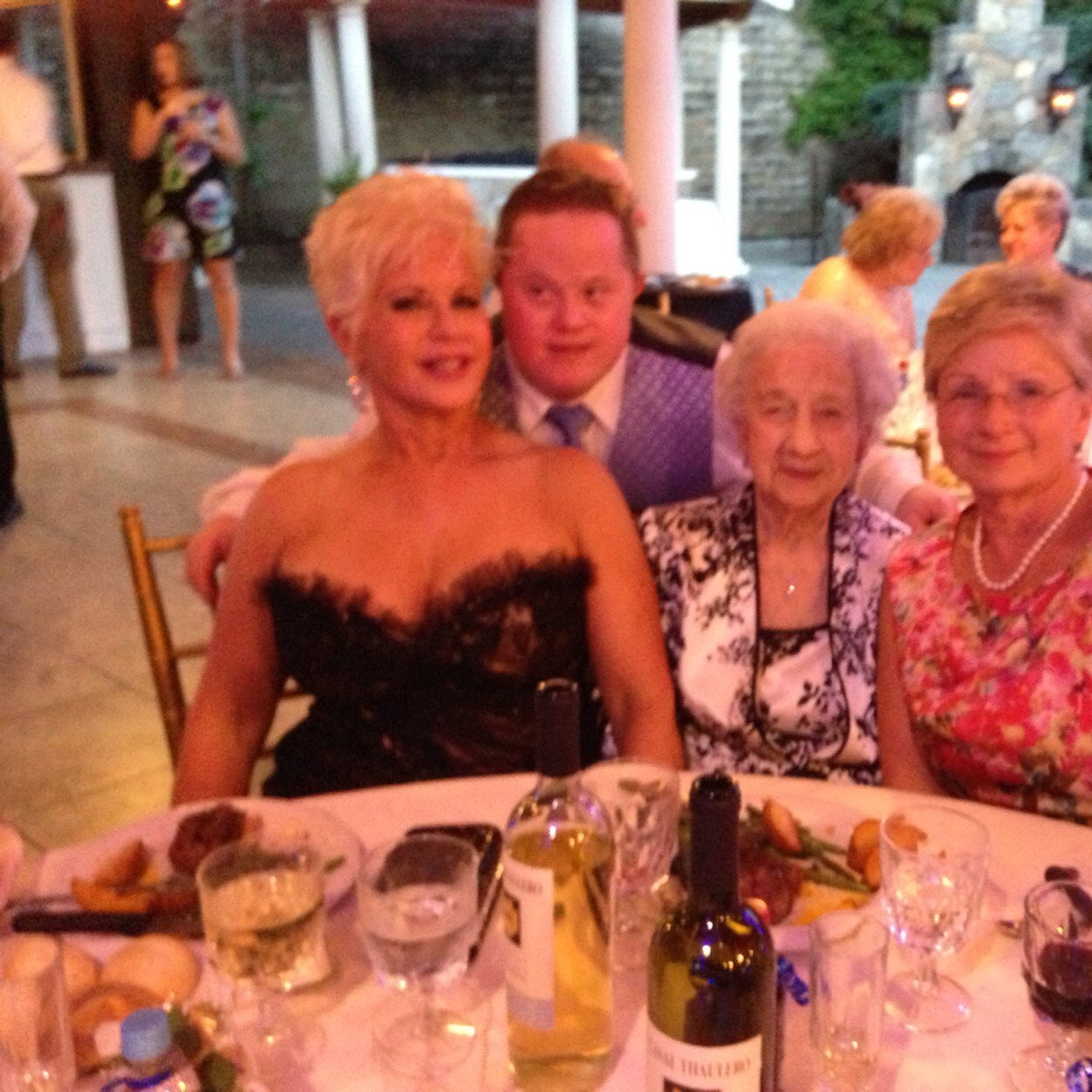 ALALTRELLA's profile picture. 