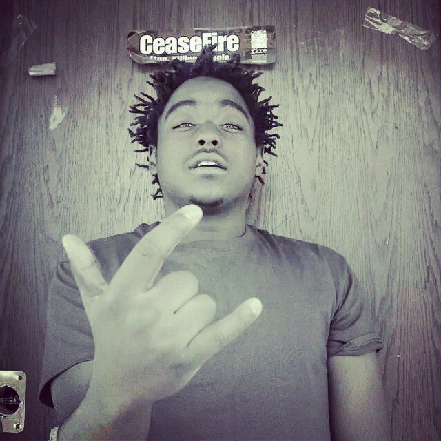 ForeignKidHulio's profile picture. 