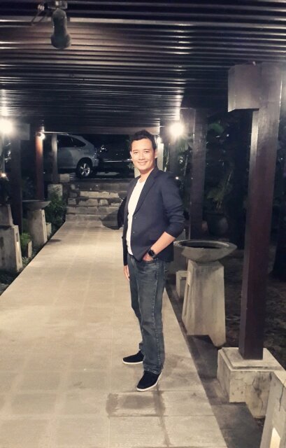 Take it simple | singer | build a business | Surabaya