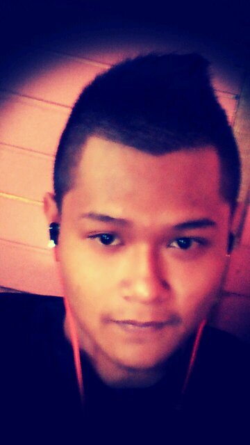 age 22..from jaybee..still working...but still not meet the true love!!!