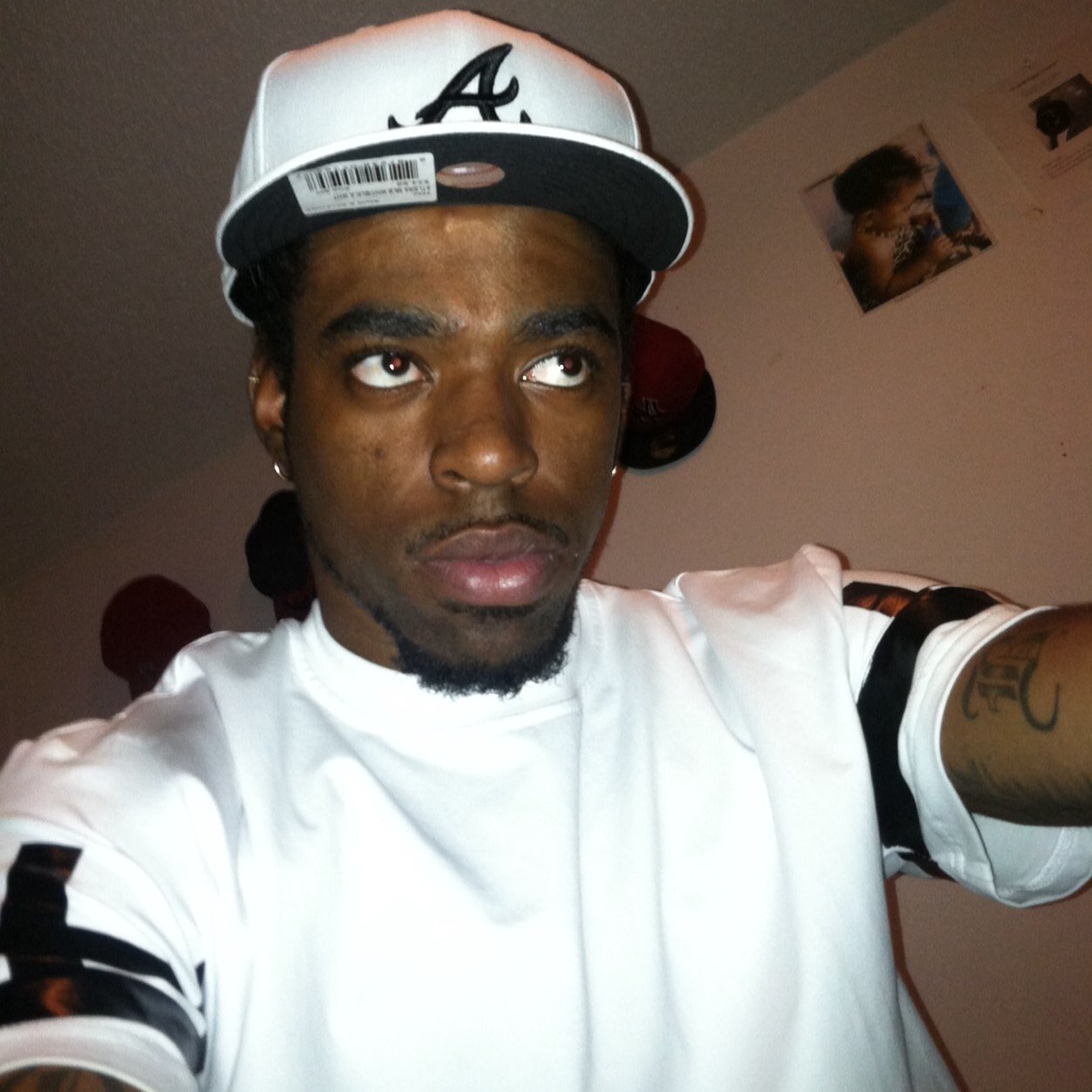 Money on my head but i ant worried.#R.I.P Tray#A real 100 nigga.#Can u handel it.#Love my babygirl AJW