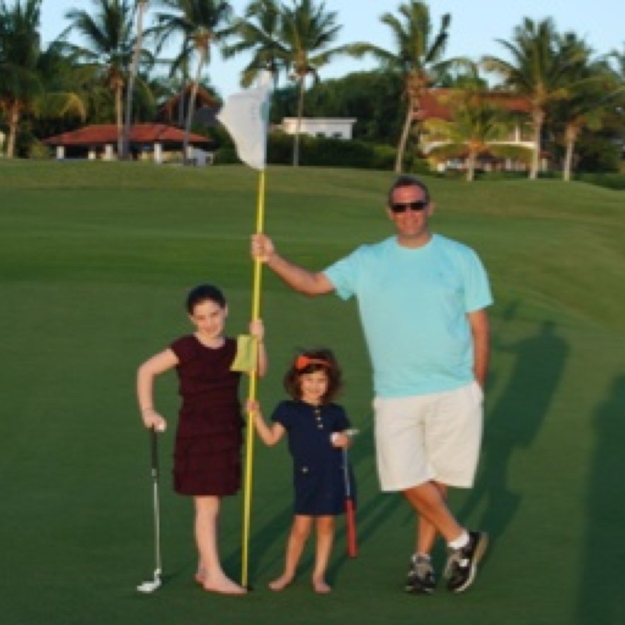 Media strategist. Digital enthusiast passionate golfer and super fun dad