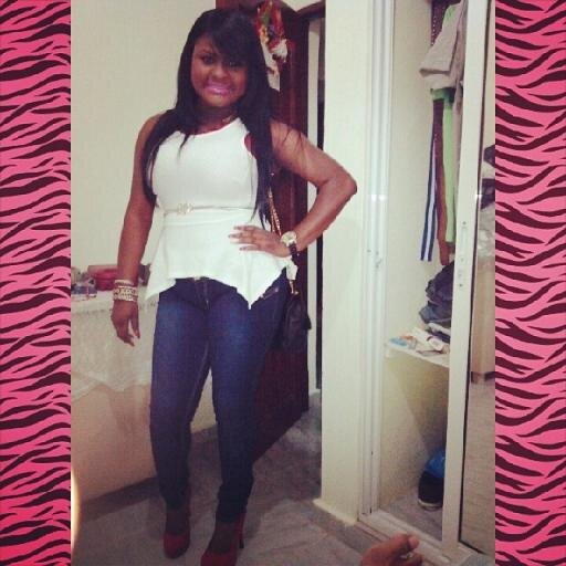 Buchonsiita's profile picture. En Progreso De Superación ✌ Whatsapp Ask Me ? IG: Buchonsiita ✌ Pin Ask Me ? Todo llega para quién sabe esperar