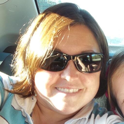Beach bum, travel lovin, single mom extraordinaire!