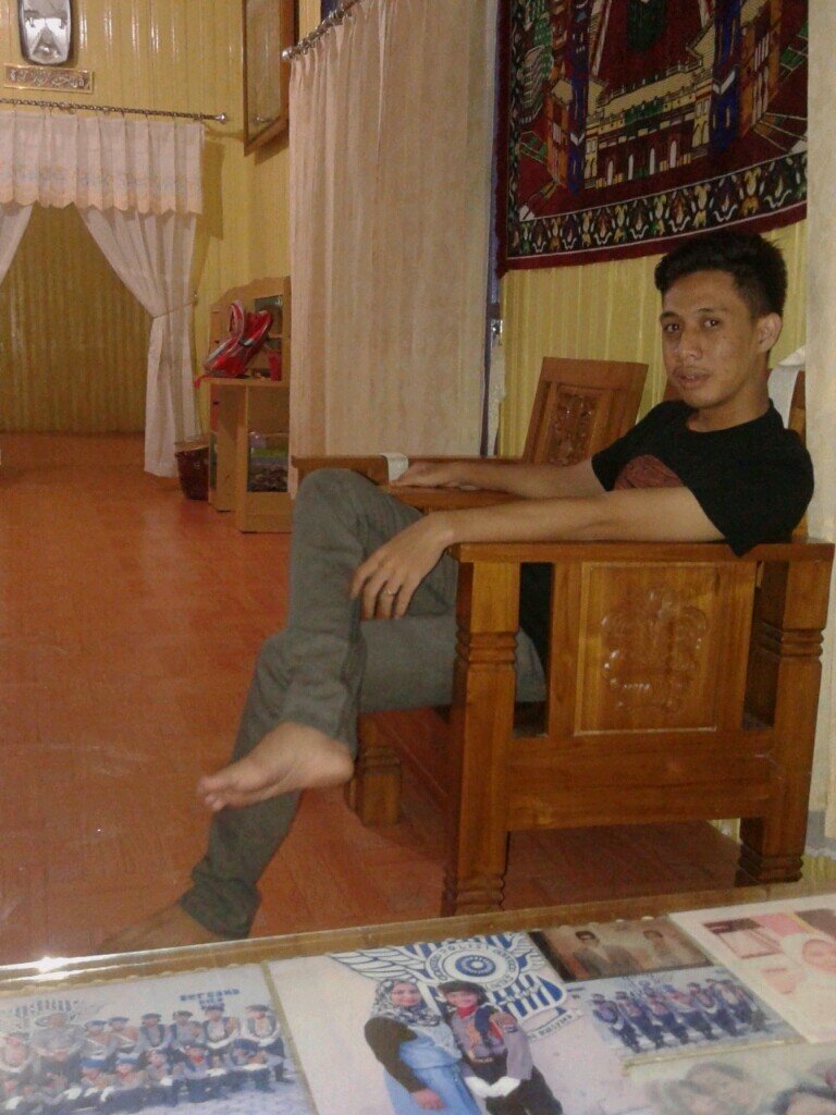 eat and sleep is my life !! haha