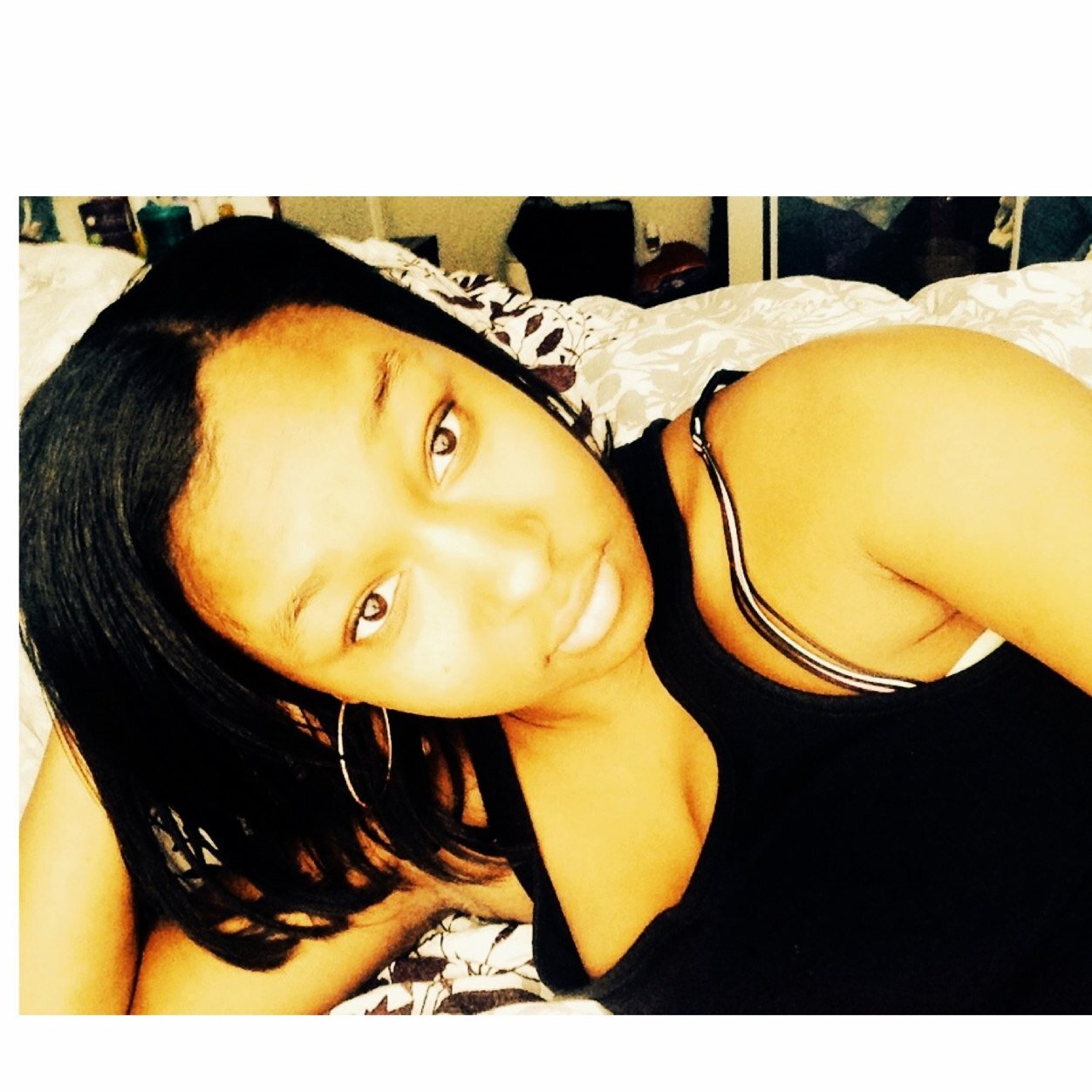 18 yrs old| NYC | My name is Rolanda and at this point i dont fuck with the same people i used to but nobodys perfect, nobody walking on this earth is ...