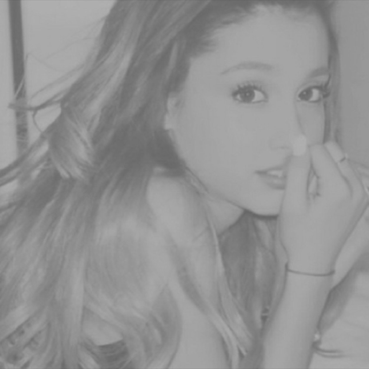 Justin Bieber is bae. Cailin, Ariana, and Miley QUEEN.