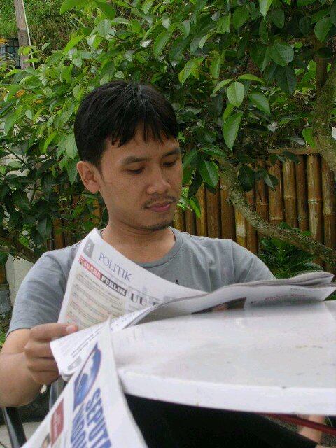 Seorang Manusia | Pengemis kasih Allah swt. | https://t.co/X9K6en3MJQ