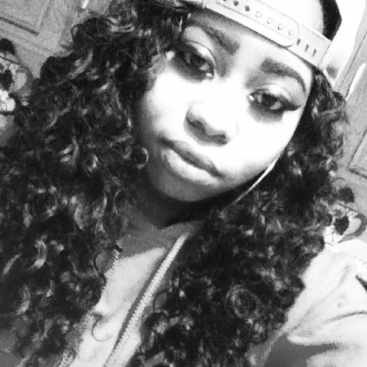follow me on instagram @HIZEYECANDY_