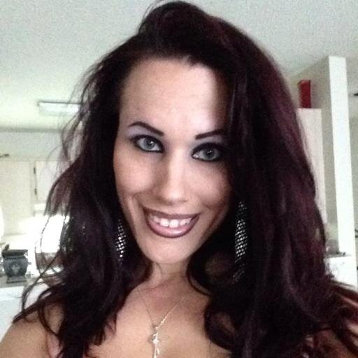 Avoncrystalsnow's profile picture. Avon Sales Rep Leader I sell Avon Nationwide feel free to check out my website to see the latest fashion, makeup etc. I also recruit people to work for Avon.