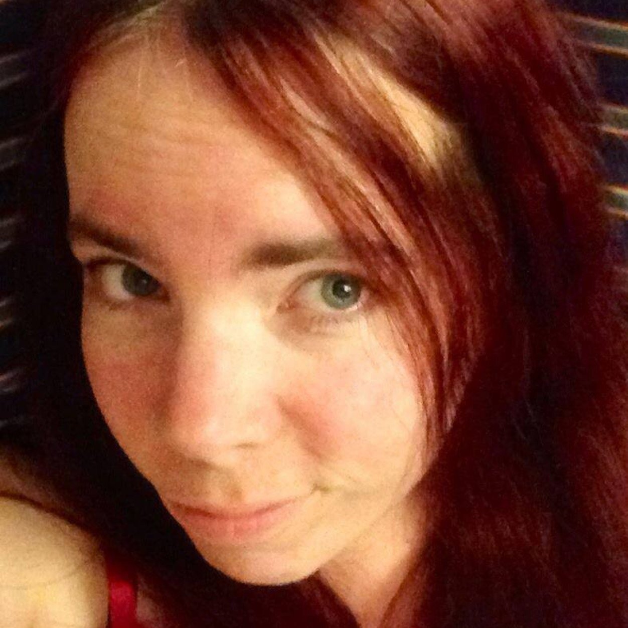 Bilingual, computer programmer, network & security analyst, animal lover, car nut, tech geek and iPhone addict.