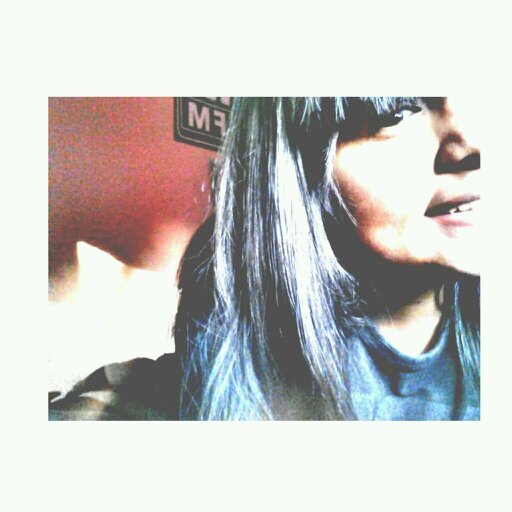 miichhelleee's profile picture. food & basketball over anyone