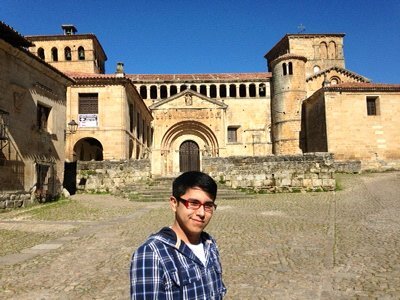 solo pregunta, lo más probable es que no te responda.