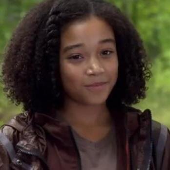 Everything just went crazy...My parents went on holiday but I don't think they're coming back for me. Scared and alone. Trying to survive. WalkingDead/OUAT