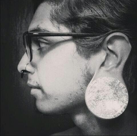 jaydeestroy's profile picture. weirdo