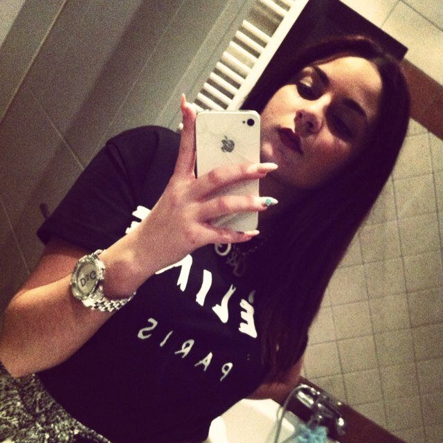 artiemic's profile picture. 