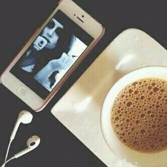 لا أكتب لااحد.!..ولايوجد من يسكن حرفي..مجرد امنيات #فقط.. Instagram..tooma119870