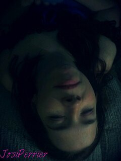 No llores por que el Sol se oculto pues la lagrimas no te permitiran ver las estrellas.