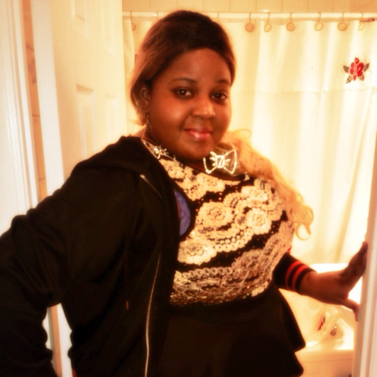 AllieBless's profile picture. A woman of many words