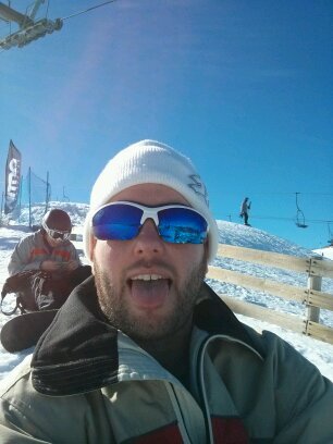 manueltarrio's profile picture. Ingeniero Informatico, aficionado a la tecnología, internet, videojuegos, deportes y pasarlo bien en general