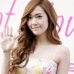 เอาแต่บ่นมากพูดเยอะกินจุขี้เหงาตลกและสวยไปวันๆเพราะฉันคือ {เจสสิก้า}ไงล่าา~ฟลอมา เดี๋ยวแจกหนม ♥ [[น้องสาว: @JiMinAOA_THbot ]] #SHADOWF