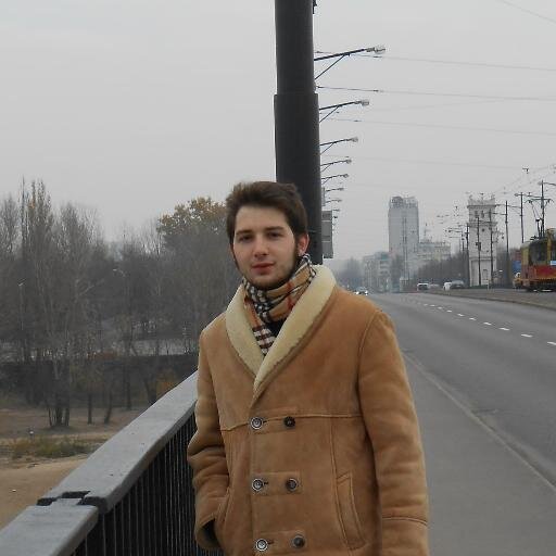 Cinephile, Videomaker,  Cinematic and Cultural Events Organizer. Currently based in London.