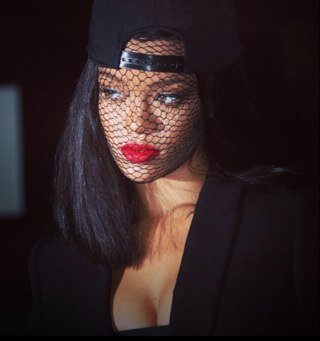 If you don't like Rihanna, don't even bother following me.
