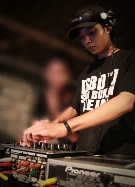 zegaft's profile picture. no coment.....