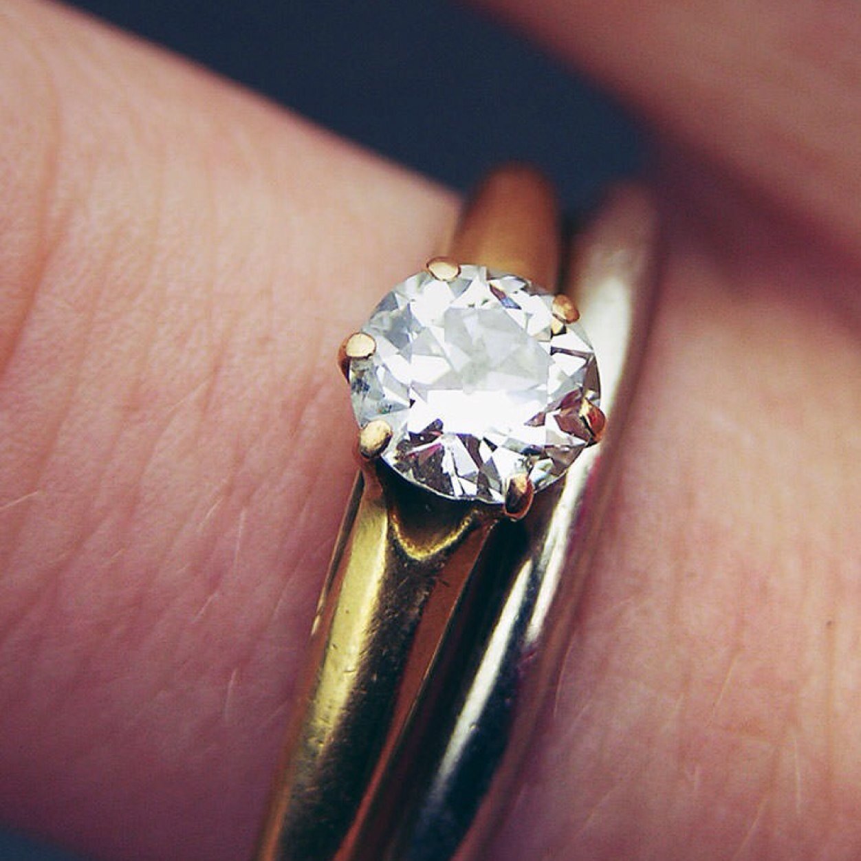 victoria_yfu4's profile picture. الحمدلله في وجعي، في فرحي، في غضبي، وصمتي ، الحمدلله مهما كانت الاحوال ....