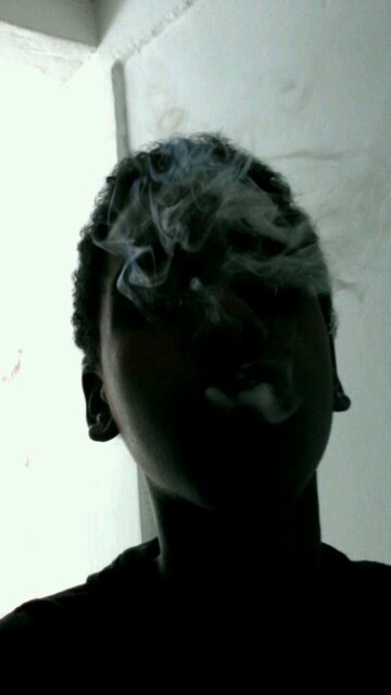 Log_nLadire's profile picture. 