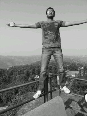 sureshthombre10's profile picture. 