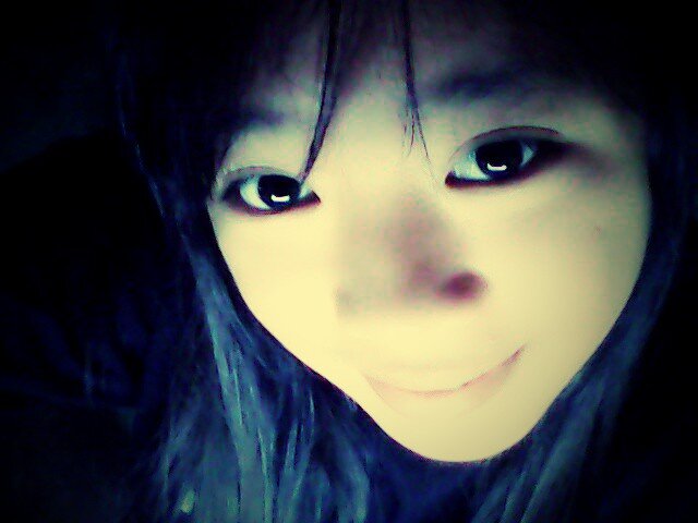 MsYOLOgirl's profile picture. follow me and I'll follow you back :))