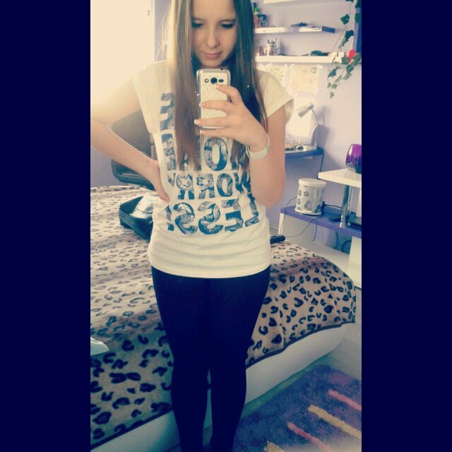 Szeretlek de túl fasz vagy hogy észrevedd! :|
#5Sos #OneDirection