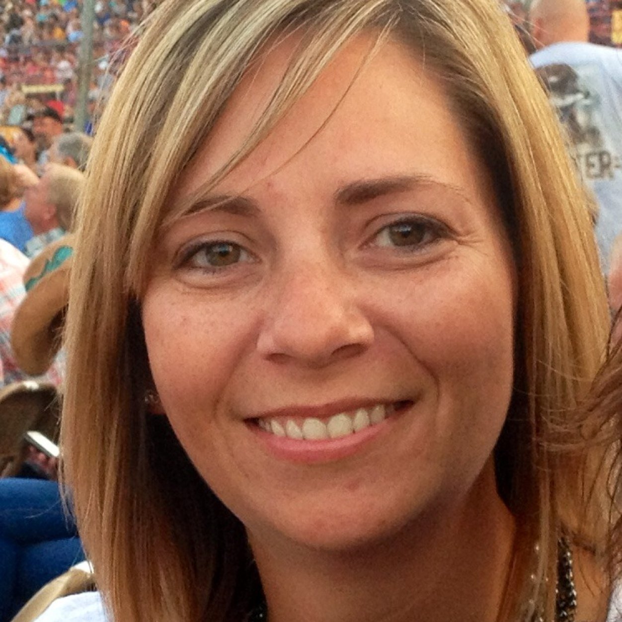 ktoops2002's profile picture. 