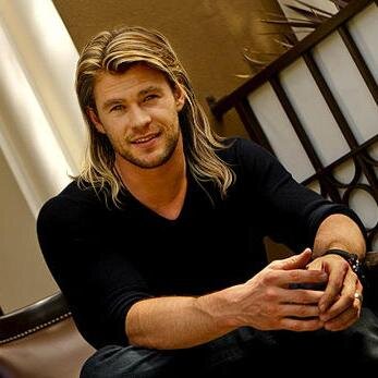 V1: @BurdenedInBlue married 05/16/2014. V2: engaged to @LasciviousLoki V3-4:Single. #Thorki #JaneFreeZone MV, MSL #LaAppleDonut