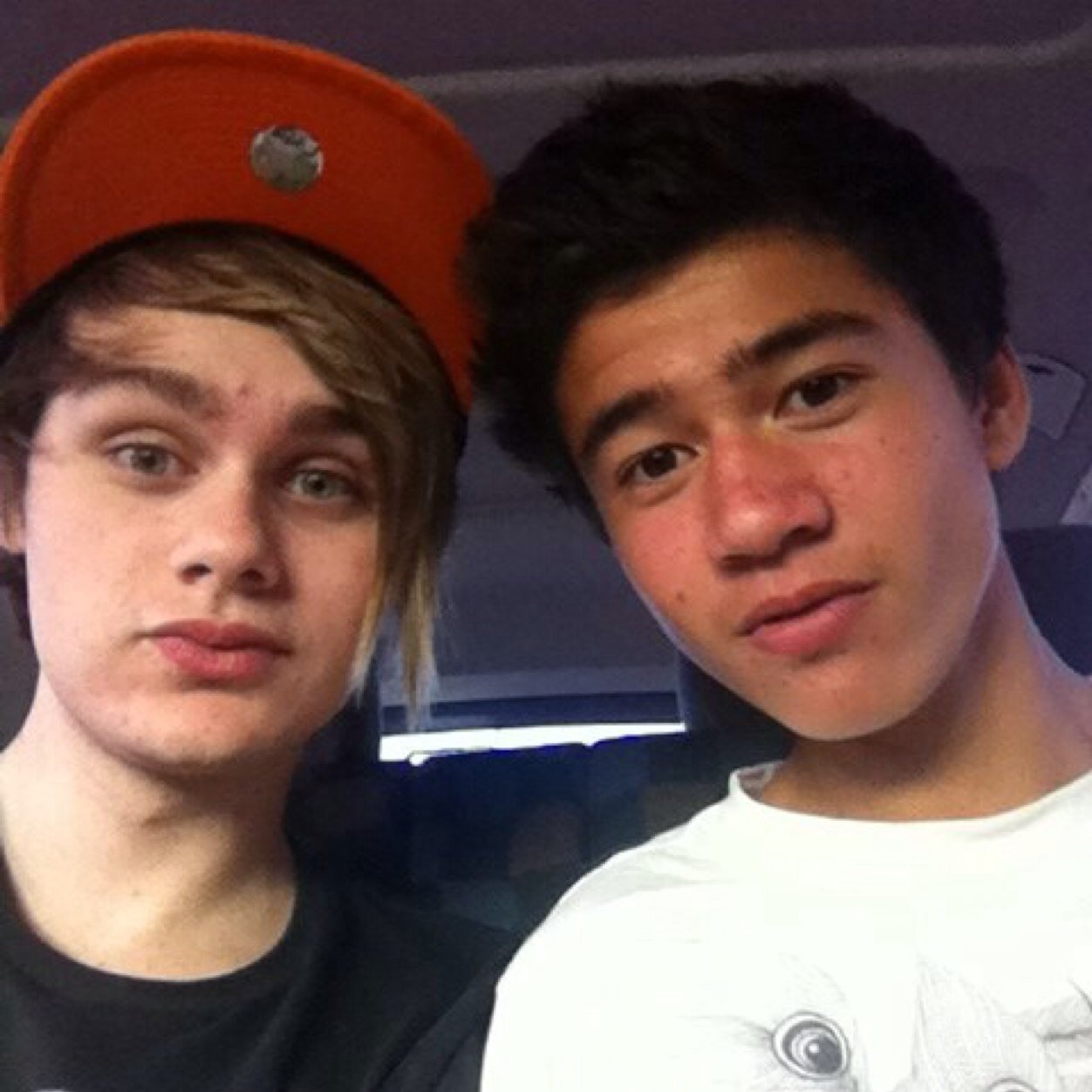 go follow @ashpornirwin or lose this follow :-)