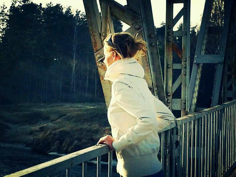 signature121's profile picture. 