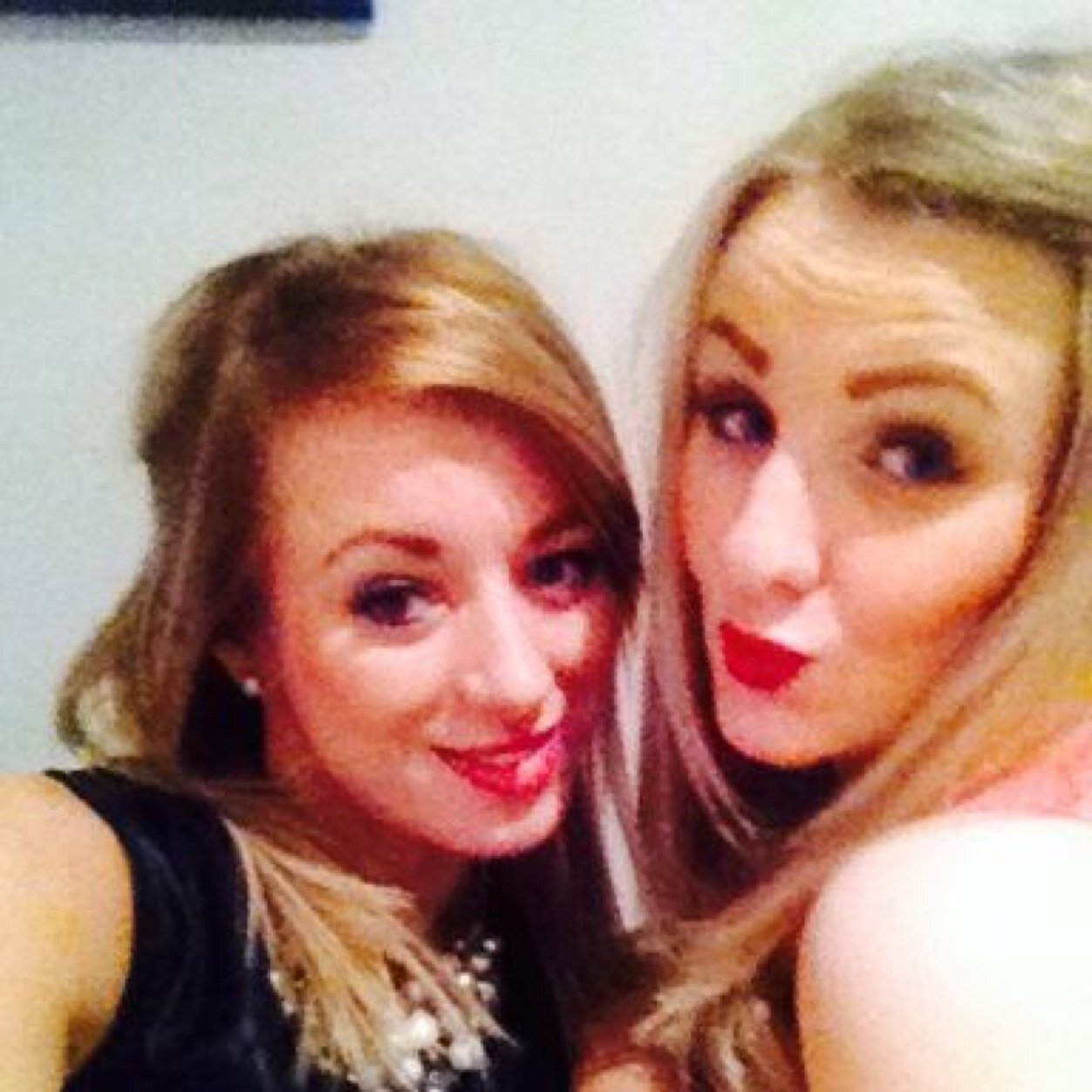 lucybeal1994's profile picture. year 2 teacher' ❤️ 'imagination is more important that knowledge' - albert einstein.