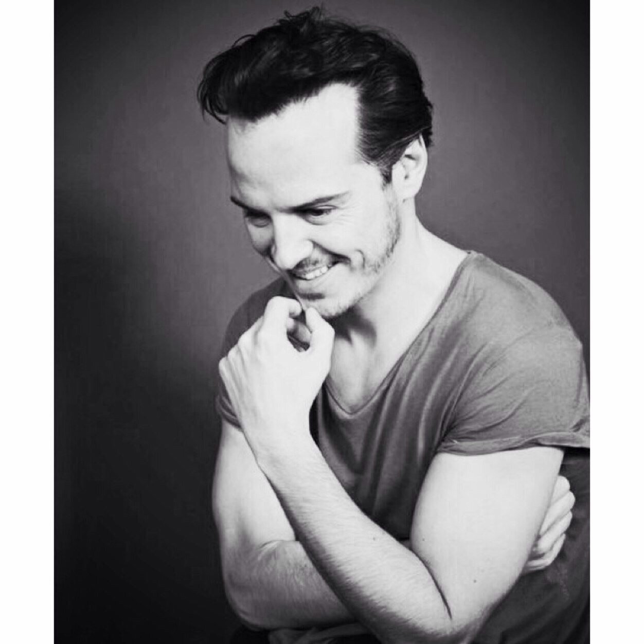 ANDREW SCOTT KNOWS I EXIST OMFG (28/02/14)