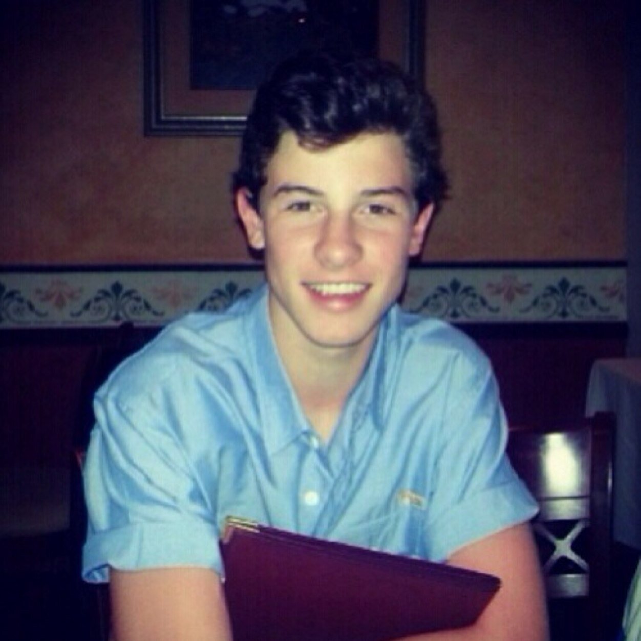 hi ur perfect ily pls follow @mightymendes