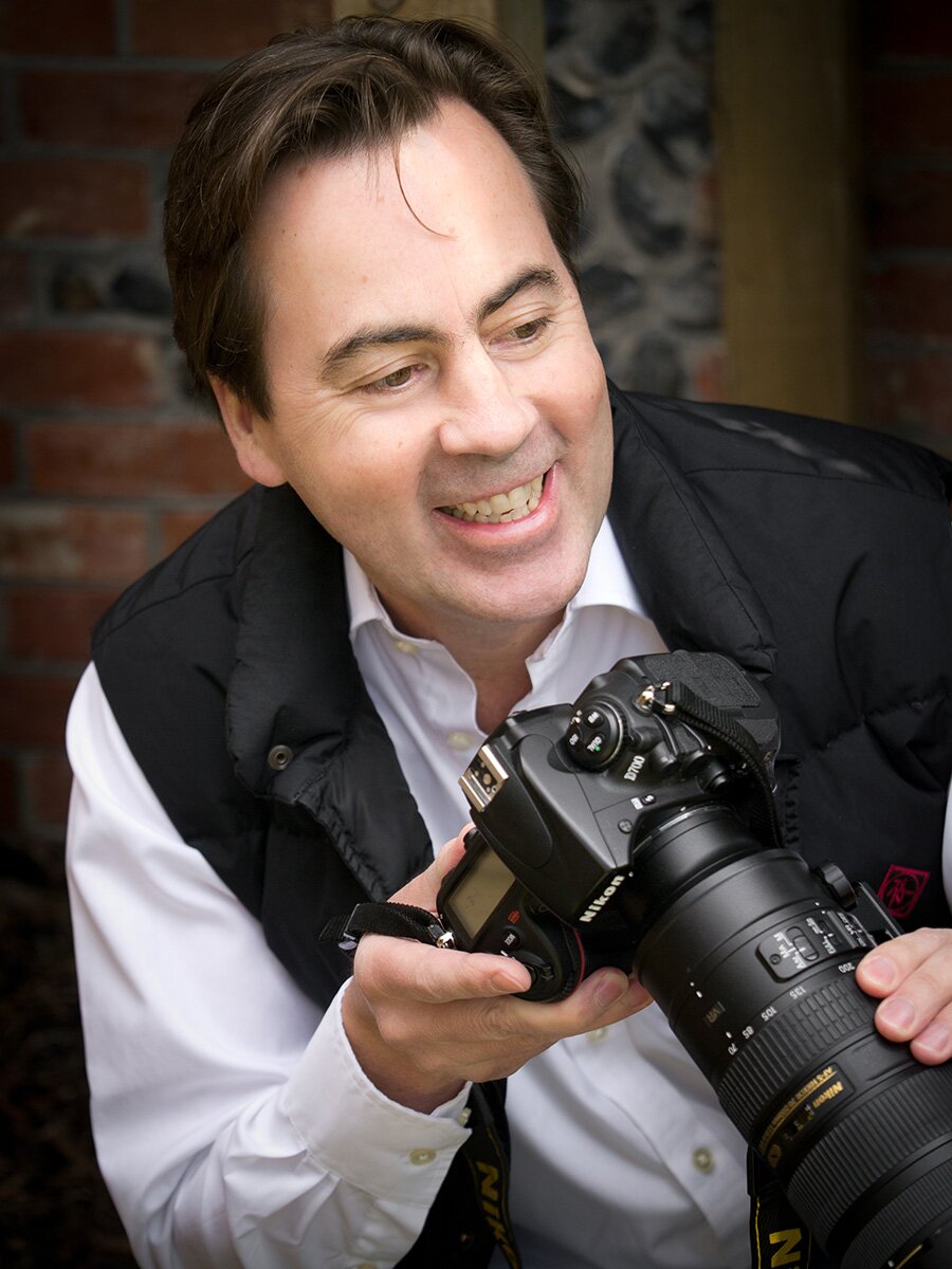Portrait and event photographer. Author of photo blog https://t.co/2ldsxEO47M. Tweeting about photography, family and life in Winchester, UK