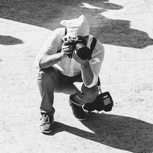 Multi Award Winning Wedding Photographer.
I love photographing weddings and telling stories with my images.