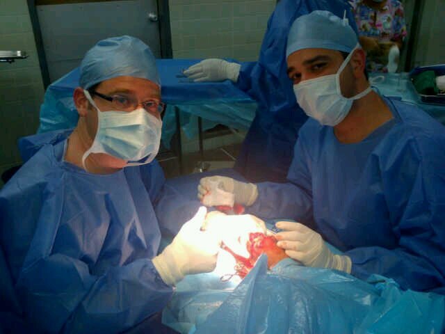 especialista en ortopedia y traumatologia. Hospital Universitario de los Andes Merida - vzla.
cirugía de pie y tobillo.