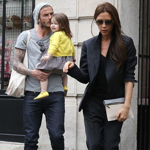 Gianni l 23 l Engaged to Pandora Moretti l Italian, from California l Loving Father of 1 Daughter l Stock Owner l Multi-Trillionare l